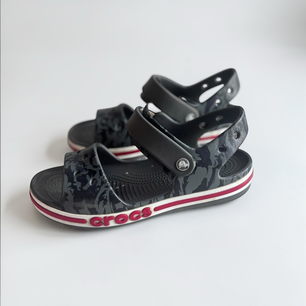 Crocs Kids Sandals Black Camo Sport Strap Shoes J3
